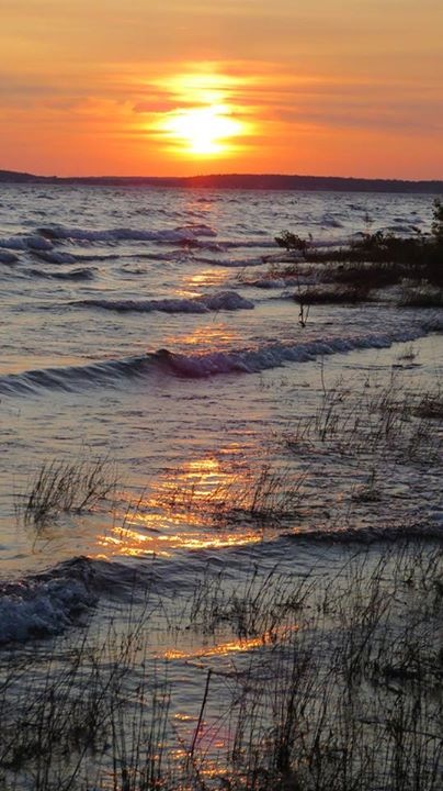 Sun and surf at sundown.  Gorgeous!  (Photo: Clark Bloswick)